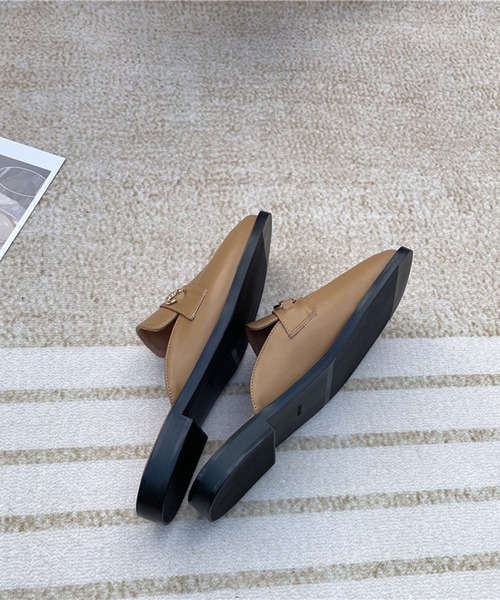 me+em select(ミームセレクト)の「ビットローファースクエアトゥミュールサンダル(サンダル・レディース・ブラック/ブラウン/アイボリー・38/39/37)」の14枚目の写真