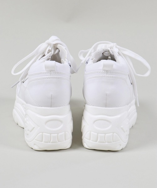 SPINNS（スピンズ）の「サイドジップ厚底スニーカー（スニーカー・レディース・ホワイト/ブラック・L/LL/M）」の5枚目の写真