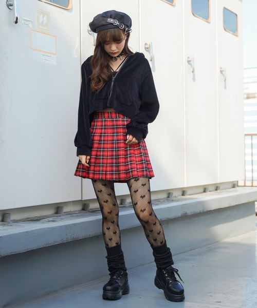 SPINNS（スピンズ）の「サイドジップ厚底スニーカー（スニーカー・レディース・ホワイト/ブラック・L/LL/M）」の14枚目の写真