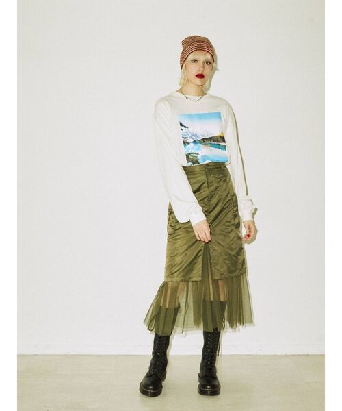 jouetie(ジュエティ)の「ネイチャーフォト ロンT(Tシャツ/カットソー・レディース・オフホワイト/ブラック/パープル・MEDIUM)」の15枚目の写真