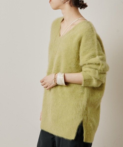 Omekashi（オメカシ）の「ファーカシミヤVプルオーバーニット（ニット