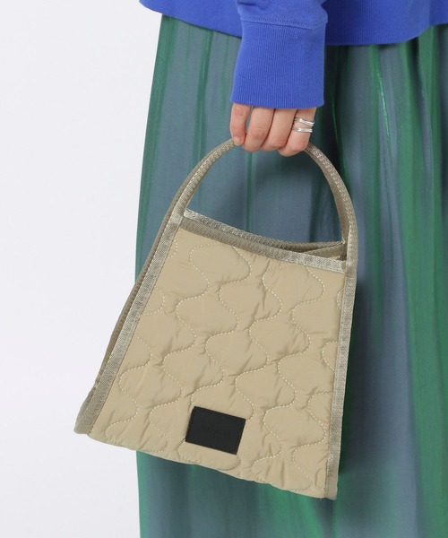 HEREIAM（ヘレイアム）の「【HEREIAM】キルトミニBAG（ハンドバッグ・レディース・ブラック/ナチュラル/カーキ/ベージュ・FREE）」の3枚目の写真