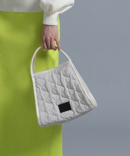 HEREIAM（ヘレイアム）の「【HEREIAM】キルトミニBAG（ハンドバッグ・レディース・ブラック/ナチュラル/カーキ/ベージュ・FREE）」の4枚目の写真