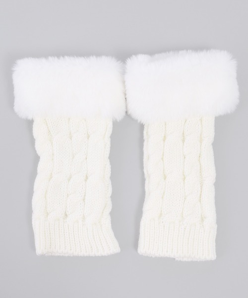 WC（ダブル シー）の「フェイクファーニットショートアームカバー（アームカバー・レディース・ホワイト/ブラック・FREE）」の4枚目の写真