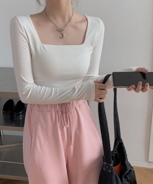 gossip！ロサンゼルス（ゴシップロサンゼルス）の「ニットトップス（ニット/セーター・レディース・ダークグレー/ホワイト/ブラック/ブラック系その他/ホワイト系その他/グレー系その他・FREE）」の14枚目の写真