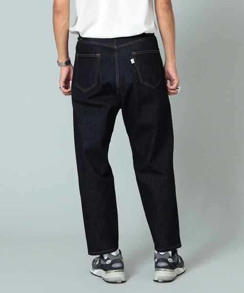 BeAMS DOT（ビームスドット）の「【WEB限定/UNISEX】BeAMS DOT / バルーン デニムパンツ（デニムパンツ・メンズ・インディゴブルー・S-Long/XS-Short/XL-Regular/XS-Regular/L-Short/M-Regular/XS-Long/M-Short/XL-Long/M-Long/S-Short/L-Long/L-Regular/S-Regular/XL-Short）」の15枚目の写真