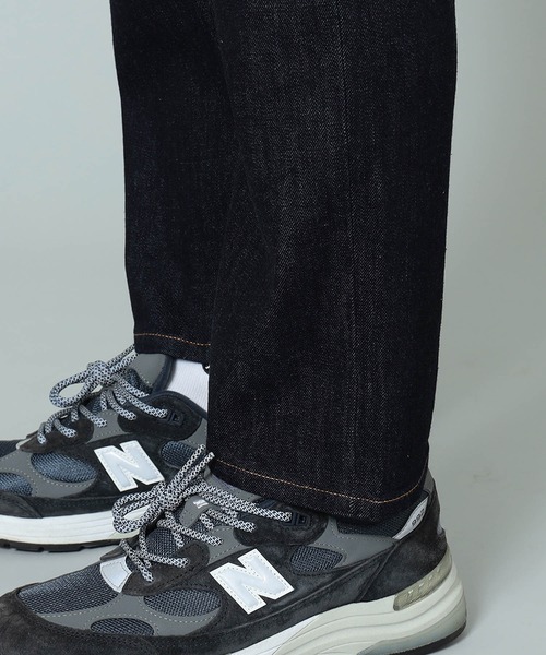 BeAMS DOT（ビームスドット）の「【WEB限定/UNISEX】BeAMS DOT / バルーン デニムパンツ（デニムパンツ・メンズ・インディゴブルー・S-Long/XS-Short/XL-Regular/XS-Regular/L-Short/M-Regular/XS-Long/M-Short/XL-Long/M-Long/S-Short/L-Long/L-Regular/S-Regular/XL-Short）」の20枚目の写真