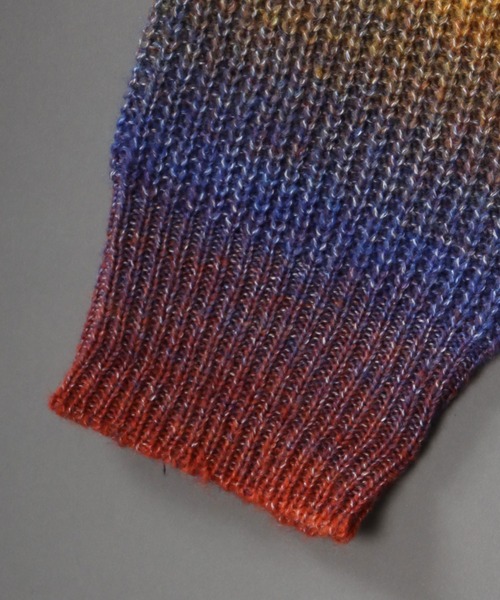 SITRY(シトリー)の「gradation crew neck sweater/グラデーション クルーネック ニット(ニット/セーター・メンズ・ブラック/グリーン/レインボー/ベージュ・M/XL/L)」の7枚目の写真