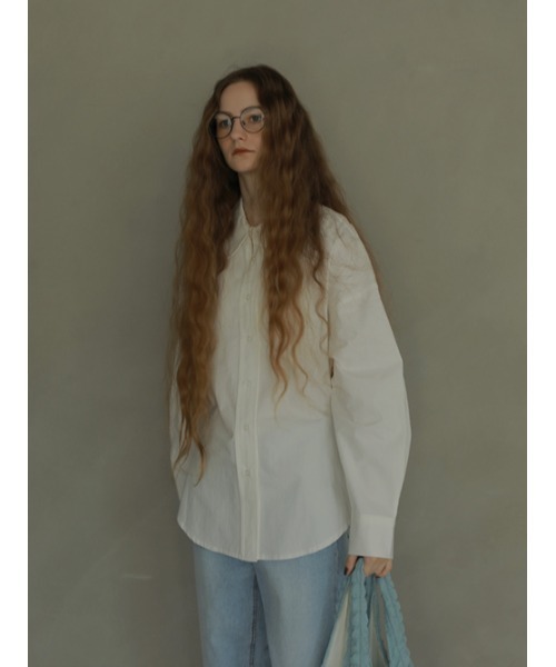 AMAIL(アマイル)の「Back hello manish shirt(シャツ/ブラウス・レディース・ホワイト・FREE)」の2枚目の写真