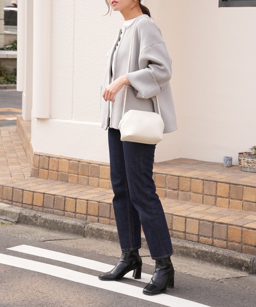 コロンとしたフォルムがかわいい♪】本革コンパクトショルダーバッグ