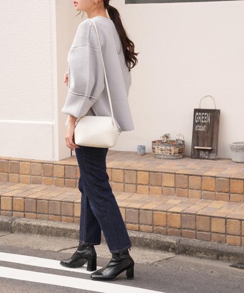 コロンとしたフォルムがかわいい♪】本革コンパクトショルダー