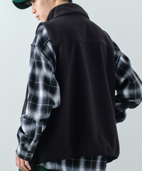 improves（インプローブス）の「マイクロフリース リバーシブル ベスト（ベスト・メンズ・グリーン/ブラック/モカ/オートミール・MEDIUM/LARGE/X-LARGE）」の6枚目の写真