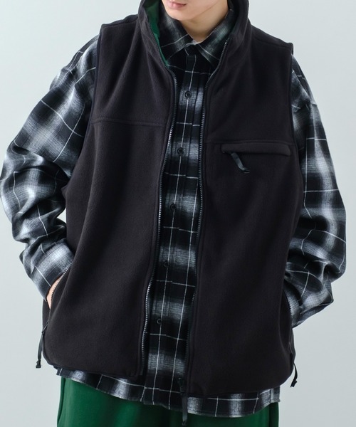 improves（インプローブス）の「マイクロフリース リバーシブル ベスト（ベスト・メンズ・グリーン/ブラック/モカ/オートミール・MEDIUM/LARGE/X-LARGE）」の5枚目の写真