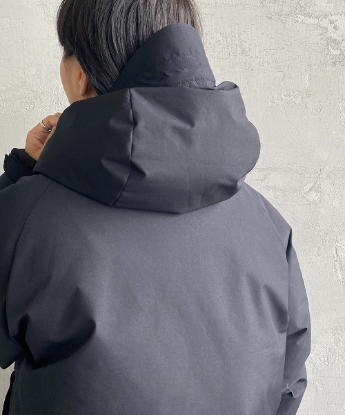 +phenix（プラスフェニックス）の「[＋phenix/プラスフェニックス] 別注 GORE-TEX ダウンジャケット（ダウンジャケット/コート・レディース・ブラック/ベージュ・M/L/XL）」の20枚目の写真