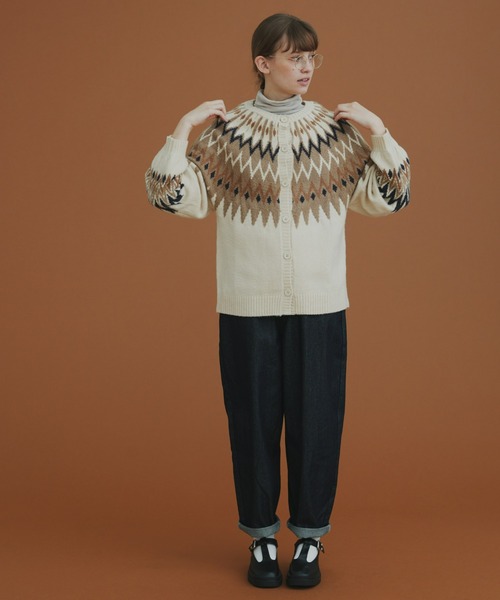 EDIT Gris（エディットグリ）の「求心柄ニットカーディガン（ニット/セーター・レディース・ブラック/レッド/アイボリー・FREE）」の16枚目の写真