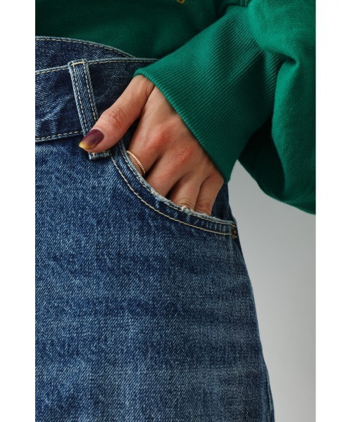 RODEO CROWNS WIDE BOWL（ロデオクラウンズワイドボウル）の「フロントスリットデニムスカート（デニムスカート・レディース・ブルー・X-SMALL/MEDIUM/SMALL）」の5枚目の写真