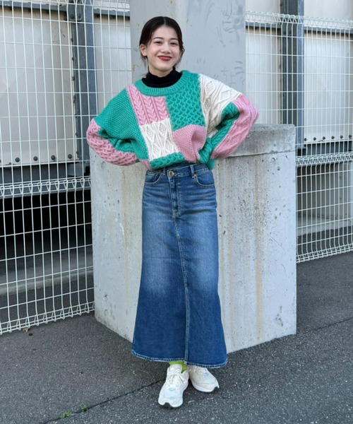 RODEO CROWNS WIDE BOWL（ロデオクラウンズワイドボウル）の「フロントスリットデニムスカート（デニムスカート・レディース・ブルー・X-SMALL/MEDIUM/SMALL）」の15枚目の写真