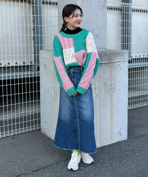 RODEO CROWNS WIDE BOWL（ロデオクラウンズワイドボウル）の「フロントスリットデニムスカート（デニムスカート・レディース・ブルー・X-SMALL/MEDIUM/SMALL）」の13枚目の写真