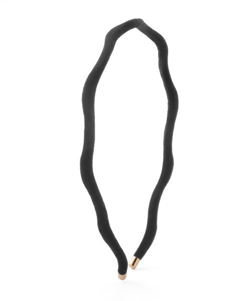 ANEMONE（アネモネ）の「ベロアウェーブスリムカチューシャ（カチューシャ・レディース・ブラック/ブラウン/カーキ/グレー/ベージュ・FREE）」の6枚目の写真