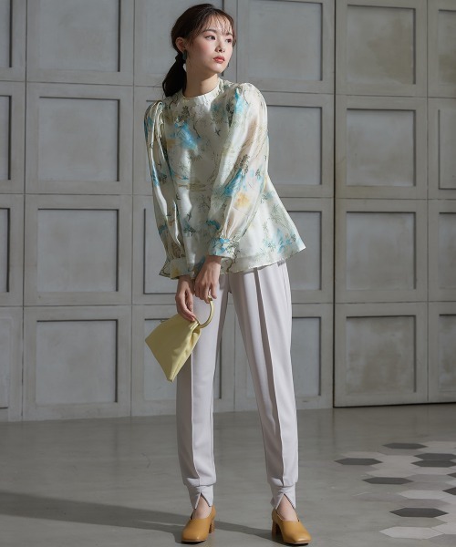 miclat（ミクラ）の「大きいサイズ　オーガンジーぼかし花柄ブラウス　miclat（シャツ/ブラウス・レディース・グリーン系/ピンク系・L/LL/3L/4L/5L）」の9枚目の写真