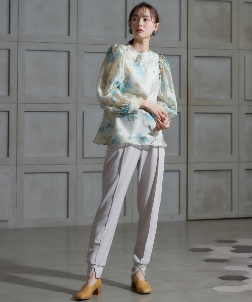 miclat（ミクラ）の「大きいサイズ　オーガンジーぼかし花柄ブラウス　miclat（シャツ/ブラウス・レディース・グリーン系/ピンク系・L/LL/3L/4L/5L）」の11枚目の写真