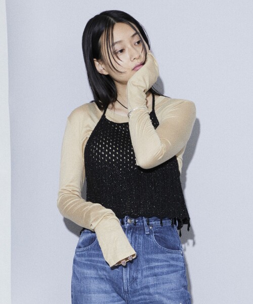 Firsthand(ファーストハンド)の「Firsthand/ファーストハンド グリッターニットビスチェ(ベスト・レディース・ブラック/シルバー・FREE)」の3枚目の写真