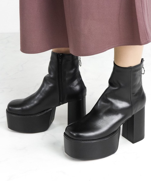 LOVEHUNTER（ラブハンター）の「LOVEHUNTER / バックリングファスナー厚底ヒールブーツ（ブーツ・レディース・アイボリー/ブラック/シルバー・S/M/L/LL/3L/SS）」の7枚目の写真