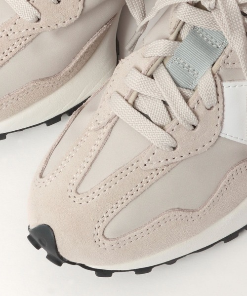 NEW BALANCE(ニューバランス)の「【LADIES】New Balance/U327 2122550(スニーカー・レディース・ベージュ/グレー/ブラック・SMALL/MEDIUM)」の11枚目の写真
