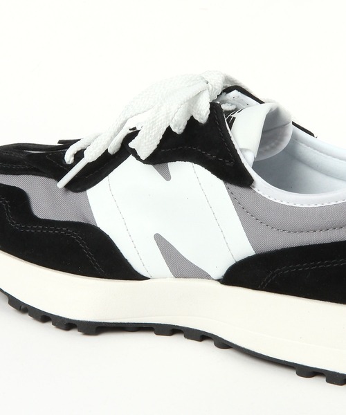 NEW BALANCE(ニューバランス)の「【LADIES】New Balance/U327 2122550(スニーカー・レディース・ベージュ/グレー/ブラック・SMALL/MEDIUM)」の7枚目の写真