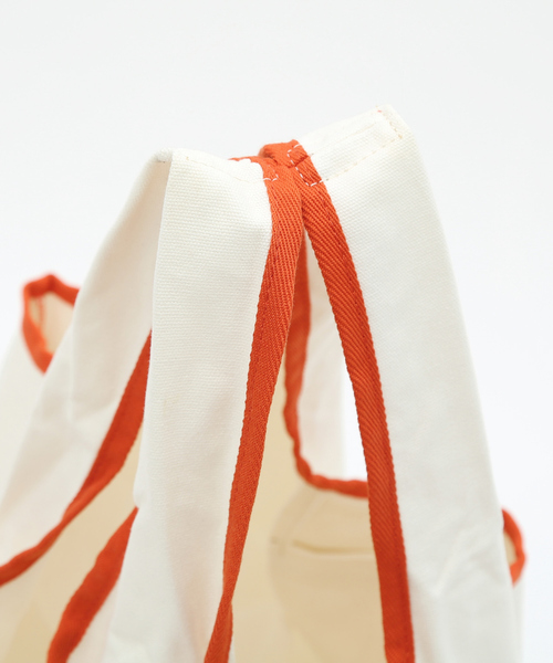 UNIVERSAL OVERALL(ユニバーサルオーバーオール)の「【UNIVERSAL OVERALL / ユニバーサル オーバーオール】パッカブル リバーシブル エコ BAG(トートバッグ・メンズ・オフホワイト/ホワイト/ブラウン/ブラック/エンジ/グリーン/ホワイト系その他/マスタード・フリー)」の17枚目の写真