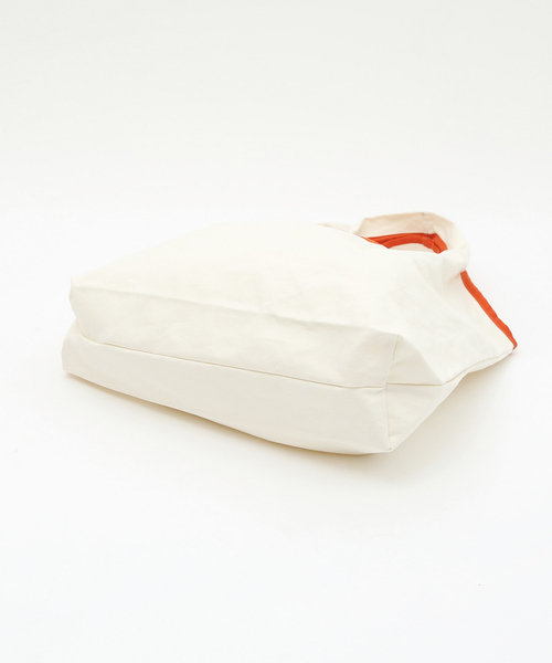 UNIVERSAL OVERALL(ユニバーサルオーバーオール)の「【UNIVERSAL OVERALL / ユニバーサル オーバーオール】パッカブル リバーシブル エコ BAG(トートバッグ・メンズ・オフホワイト/ホワイト/ブラウン/ブラック/エンジ/グリーン/ホワイト系その他/マスタード・フリー)」の19枚目の写真