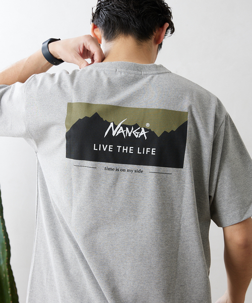 NANGA(ナンガ)の「【NANGA × relume】別注 "LIVE THE LIFE" Tシャツ(Tシャツ/カットソー・メンズ・ブラック/グレー/ホワイト×ホワイト・SMALL/MEDIUM/LARGE)」の3枚目の写真