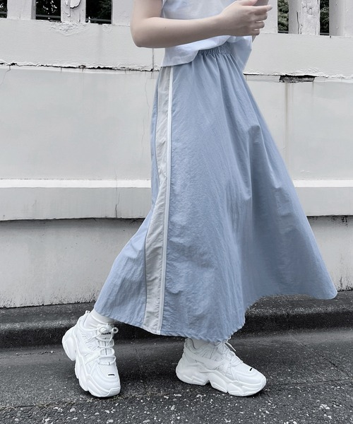 Figments（フィグメンツ）の「トラックスカート（スカート・レディース・サックスブルー/ブラック・FREE）」の2枚目の写真