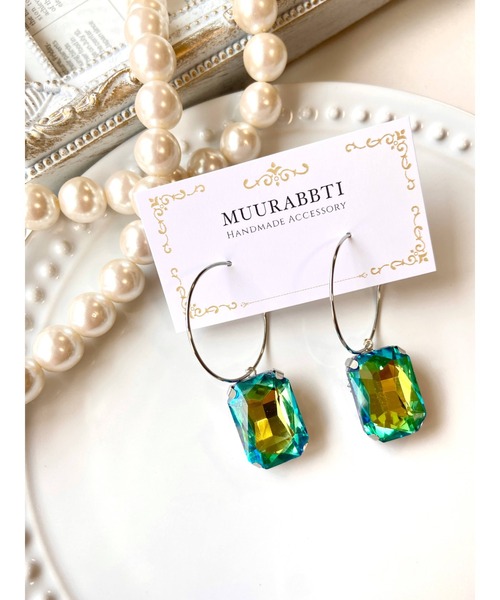 tone（トーン）の「【MUURABBTI】スクエアビジューのファシネーションピアス(MA)（ピアス（両耳用）・レディース・ブルー/パープル/グリーン/ライトグリーン/ピンク・FREE）」の2枚目の写真