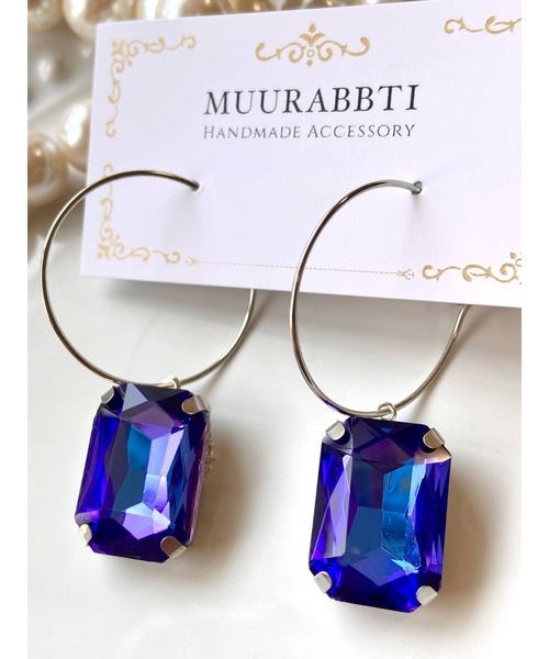 tone（トーン）の「【MUURABBTI】スクエアビジューのファシネーションピアス(MA)（ピアス（両耳用）・レディース・ブルー/パープル/グリーン/ライトグリーン/ピンク・FREE）」の6枚目の写真