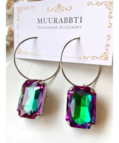 tone（トーン）の「【MUURABBTI】スクエアビジューのファシネーションピアス(MA)（ピアス（両耳用）・レディース・ブルー/パープル/グリーン/ライトグリーン/ピンク・FREE）」の15枚目の写真