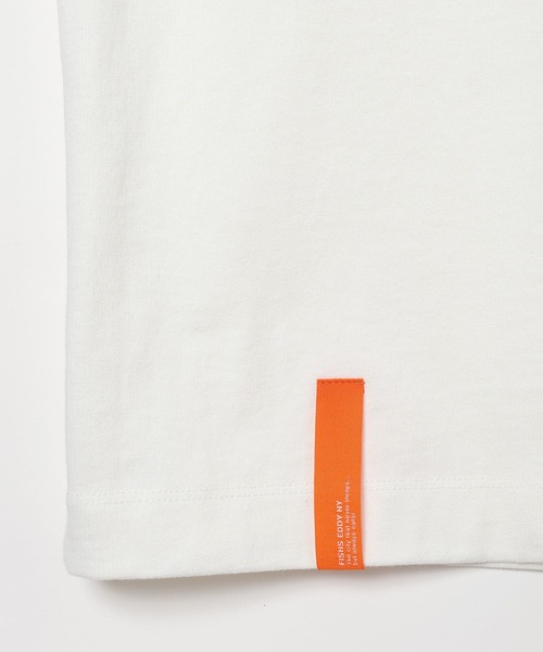 Fishs Eddy（フィッシュエディ）の「[Fishs Eddy(フィッシュエディ)]プリント刺繍Tシャツ【UNISEX】（Tシャツ/カットソー・レディース・ブルー/ホワイト/ブラック/ナチュラル・LARGE/MEDIUM）」の21枚目の写真