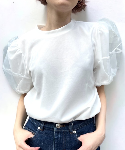 United store(ユナイテッドストア)の「シアーパフスリーブトップ(Tシャツ/カットソー・レディース・ブラック/ホワイト・FREE)」の2枚目の写真