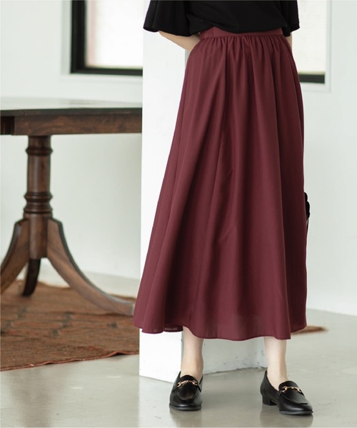 OPAQUE.CLIP（オペークドットクリップ）の「◆イージーギャザーフレアスカート【洗濯機洗い可/イージーケア】（スカート・レディース・ブラック/ボルドー/ダークネイビー/ライトパープル・36/38/40/42）」の4枚目の写真