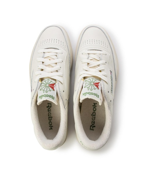 Reebok（リーボック）の「CLUB C 85 VINTAGE　100000317（スニーカー・メンズ・ホワイト・22.5cm/23.0cm/23.5cm/24.0cm/24.5cm/25.0cm/25.5cm/26.0cm/26.5cm/27.0cm/27.5cm/28.0cm/28.5cm/29.0cm/30.0cm）」の4枚目の写真