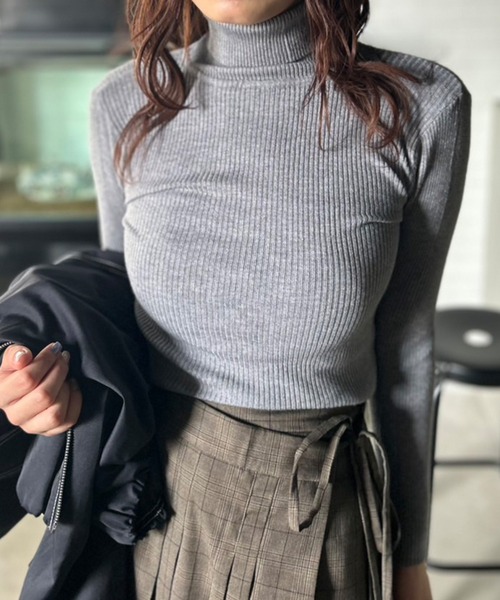 Kotoe(コトエ)の「【10色展開】 テレコリブ タートルネックレディース ニット(長袖)(ニット/セーター・レディース・イエロー/ブラウン/ブラック/アイボリー/グリーン/レッド/ネイビー/グレー/ベージュ/ホワイト・FREE)」の5枚目の写真
