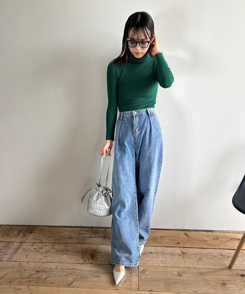 Kotoe(コトエ)の「【10色展開】 テレコリブ タートルネックレディース ニット(長袖)(ニット/セーター・レディース・イエロー/ブラウン/ブラック/アイボリー/グリーン/レッド/ネイビー/グレー/ベージュ/ホワイト・FREE)」の11枚目の写真
