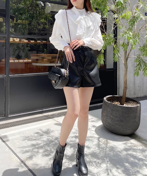 one way（ワンウェイ）の「ベルト付きレザーショートパンツ（その他パンツ・レディース・ブラック/ホワイト・FREE）」の16枚目の写真