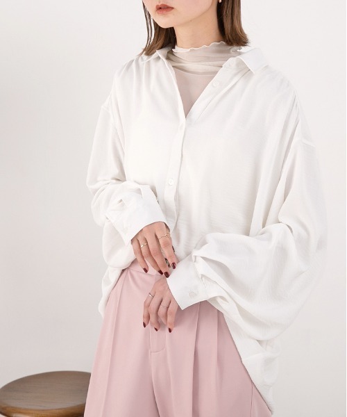 ad thie(アドティエ)の「シャリ布帛 ビッグシャツ(シャツ/ブラウス・レディース・ベージュ/アイボリー/ブラウン/ブラック/オフホワイト・MEDIUM/LARGE)」の9枚目の写真