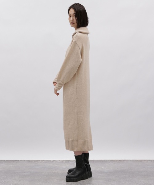 LAKOLE（ラコレ）の「ハーフジップニットワンピース / 982203（ワンピース・レディース・ライトベージュ/ネイビー/モカ・MEDIUM/SMALL）」の10枚目の写真