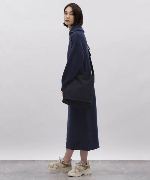 LAKOLE（ラコレ）の「ハーフジップニットワンピース / 982203（ワンピース・レディース・ライトベージュ/ネイビー/モカ・MEDIUM/SMALL）」の16枚目の写真