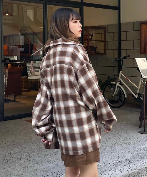 PICSAS（ピクサス）の「【PICSAS】オーバーサイズオンブレチェックシャツ（シャツ/ブラウス・メンズ・ブラウン/カーキ/ブラック/ネイビー・L/M）」の3枚目の写真