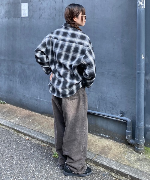 PICSAS（ピクサス）の「【PICSAS】オーバーサイズオンブレチェックシャツ（シャツ/ブラウス・メンズ・ブラウン/カーキ/ブラック/ネイビー・L/M）」の13枚目の写真