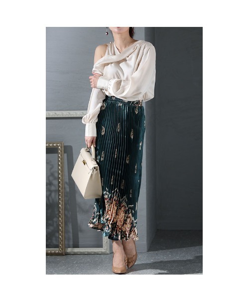 Sawa a la mode（サワアラモード）の「ニュアンスデザインブラウス（シャツ/ブラウス・レディース・ベージュ・FREE）」の11枚目の写真