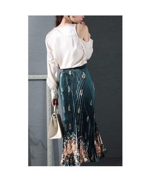 Sawa a la mode（サワアラモード）の「ニュアンスデザインブラウス（シャツ/ブラウス・レディース・ベージュ・FREE）」の14枚目の写真